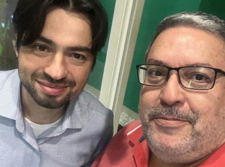Política 10