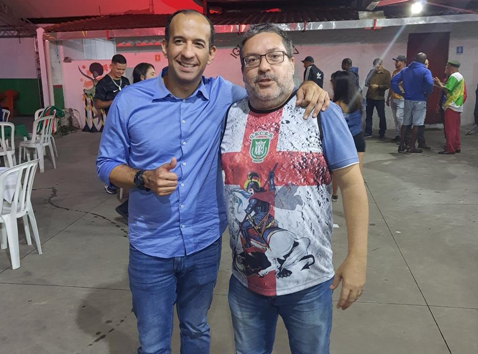 Política 9